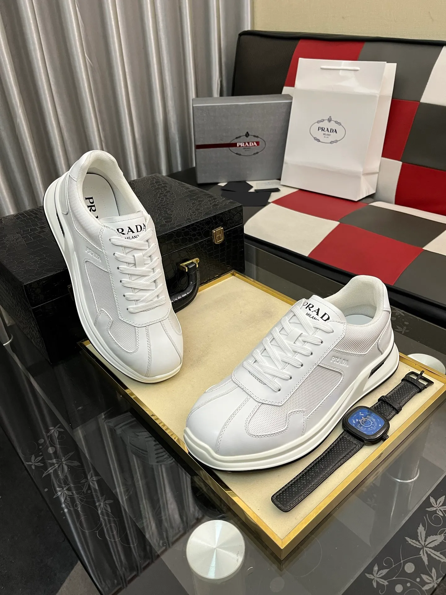 Men's shoes 💰600⌚️⌚️【PRADA】Prada casual shoes, originally developed 1:1, made of high-mercerized cowhide with imported cowhide, silk sheepskin lining, rubber outsole, comfortable and soft on the foot, size: 38-442️⃣Colors available